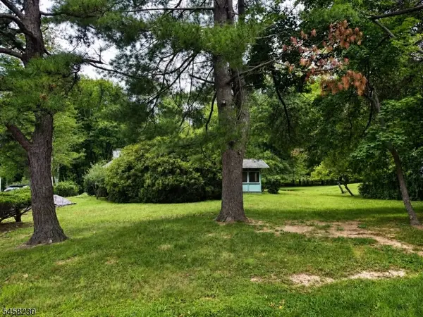 467 Bayberry Rd, Bridgewater Twp., NJ 08807