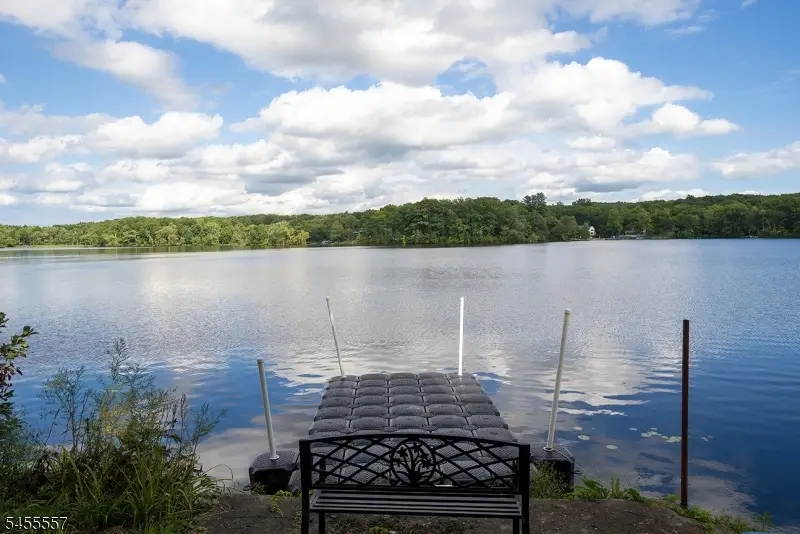 28 Laketop Dr, Hampton, NJ 07860 - #1