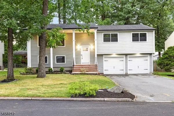 247 Farragut Rd, North Plainfield Boro, NJ 07062