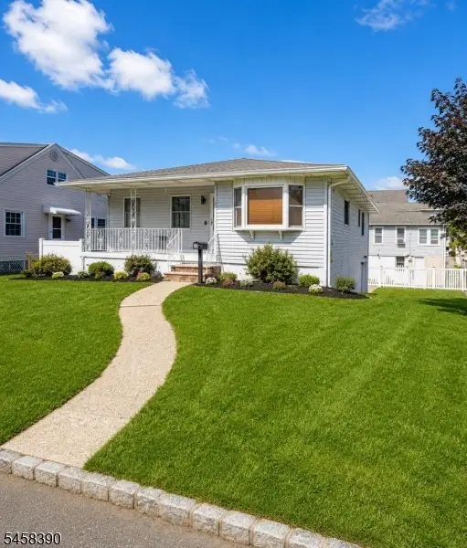 26 Coney Rd, Little Falls Twp., NJ 07424