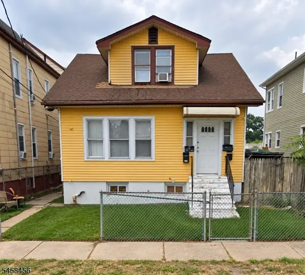 85 N 11th St, Paterson City, NJ 07522