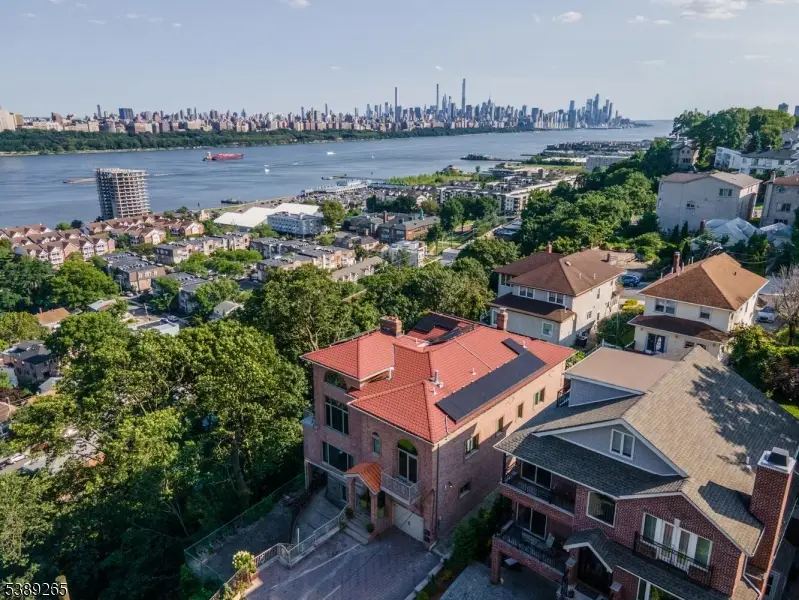 2 Lafayette Ave #2, Cliffside Park, NJ 07010 - #2