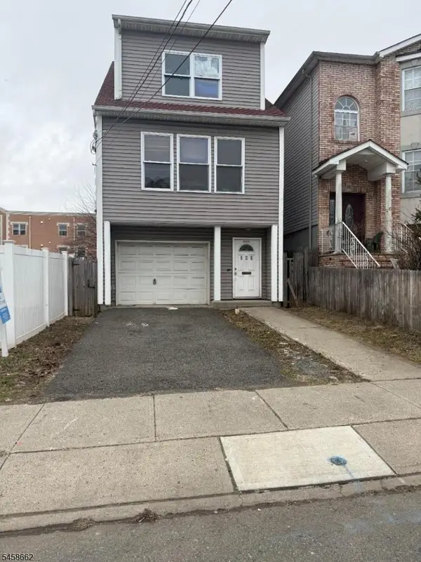 108 S Park, Elizabeth City, NJ 07206