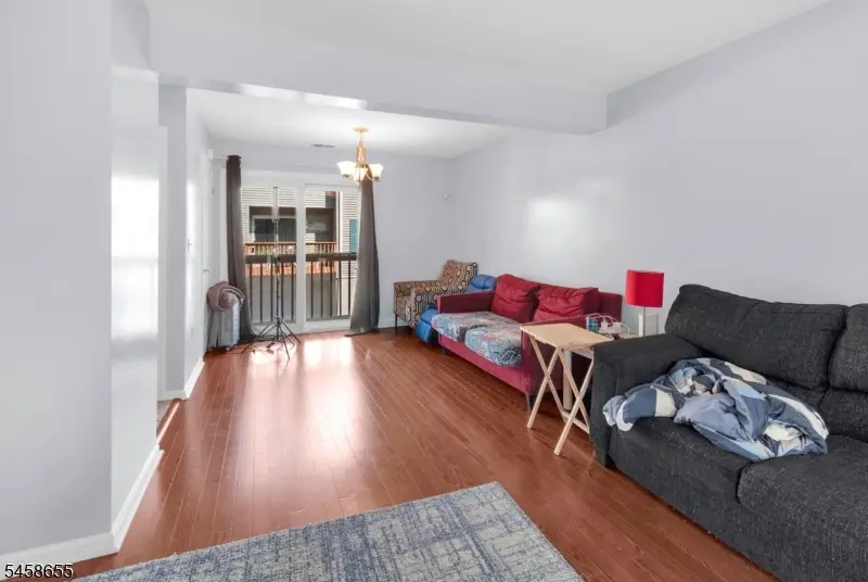 664 Irvington Ave #6, Maplewood, NJ 07040 - #2