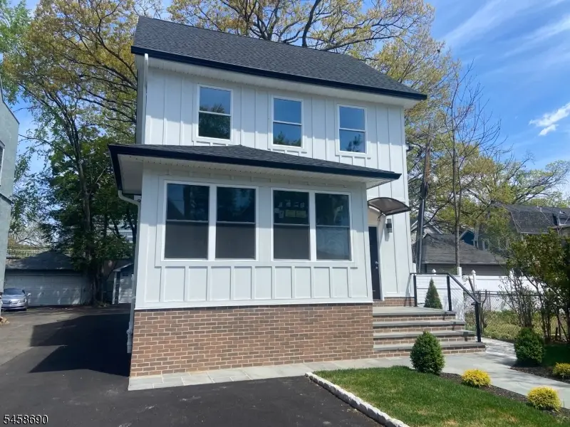 6 Melrose Ave, East Orange, NJ 07205 - #2