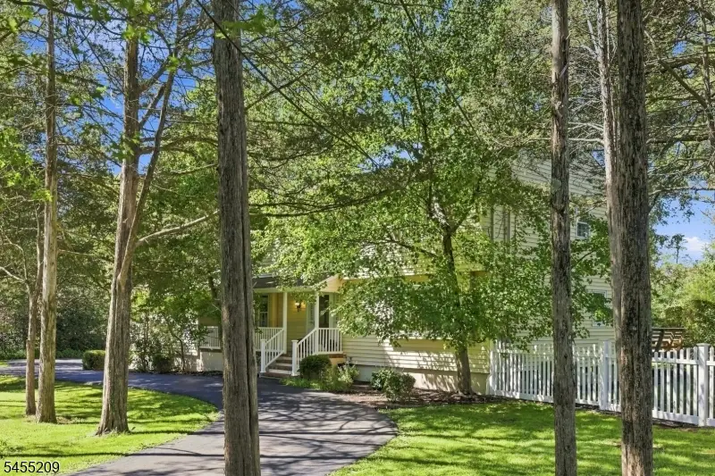 20 Preston Ter, Bedminster, NJ 07921 - #1