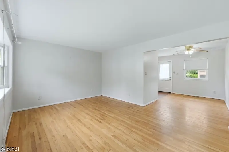 32 Merkel Dr, Brookdale, NJ 07003 - #3