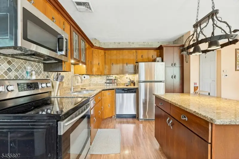 751 Peters Ln, Martinsville, NJ 08836 - #3