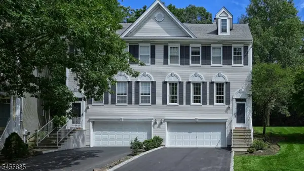 66 Whimble Ct, Wayne Twp., NJ 07470