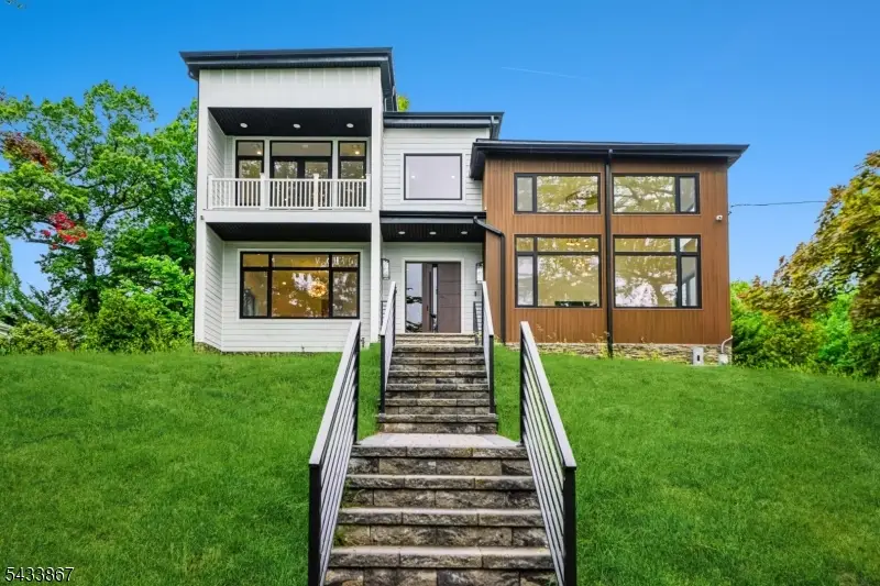 6 Cambridge Dr, Short Hills, NJ 07078 - #1
