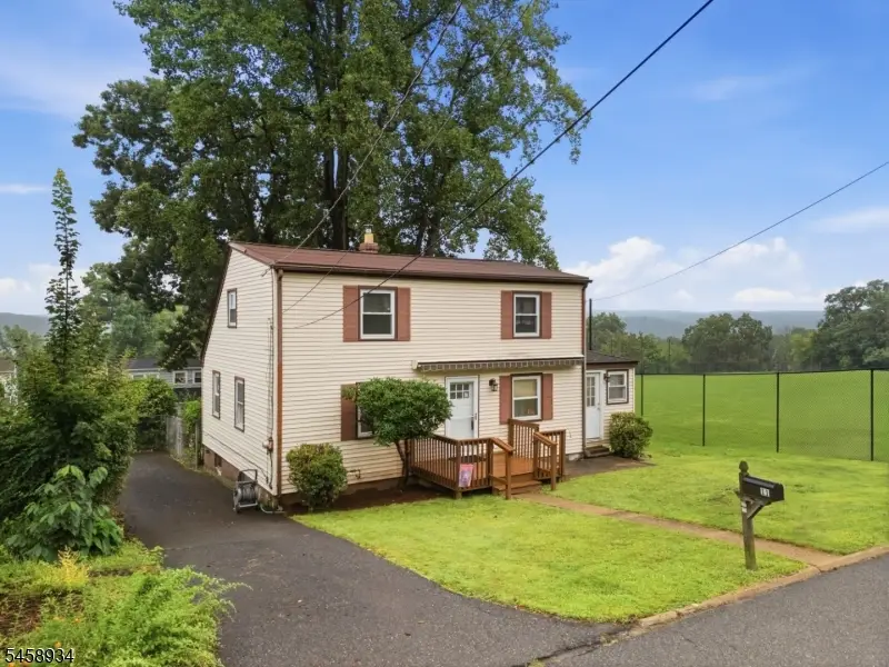 11 Birchwood Rd, Rockaway, NJ 07866 - #1