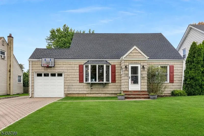 180 Mohawk Dr, Cranford, NJ 07016 - #3