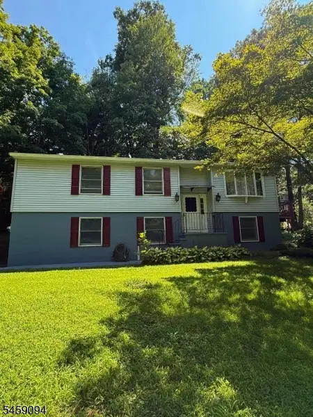 52 Scenic Dr, Vernon, NJ 07419 - #1