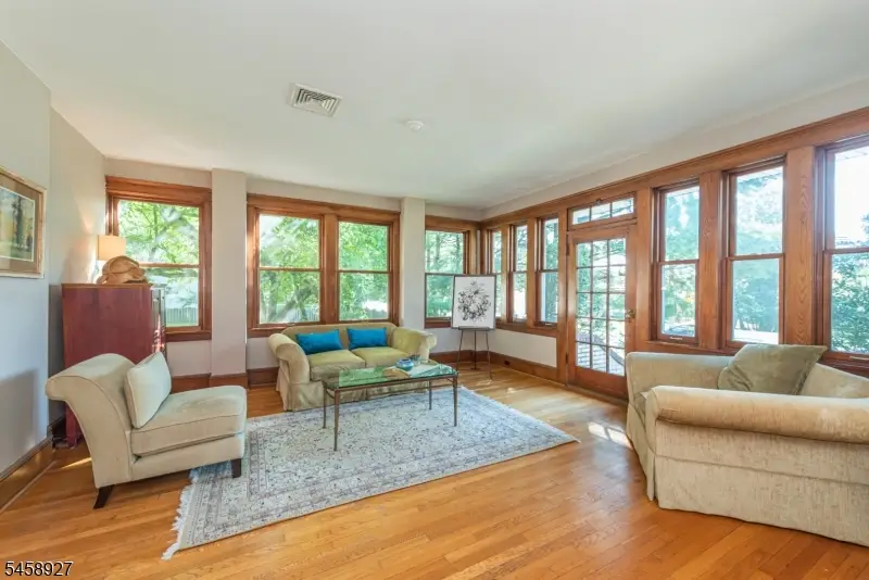 580 Wyckoff Ave, Mahwah, NJ 07430 - #2