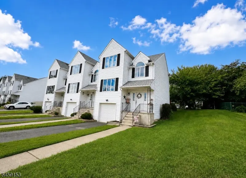 271 W High St, Bound Brook, NJ 08805 - #1