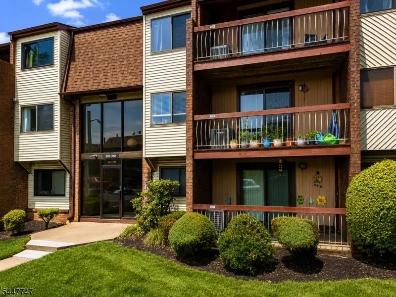 201 Edison Glen Ter, Edison, NJ 08837 - #2