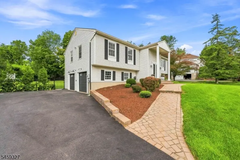 10 Darlene Ct, Randolph, NJ 07869 - #2