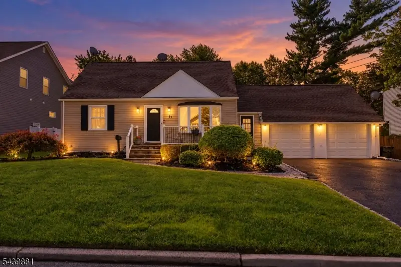 81 Lois Ave, East Brunswick, NJ 08816 - #1