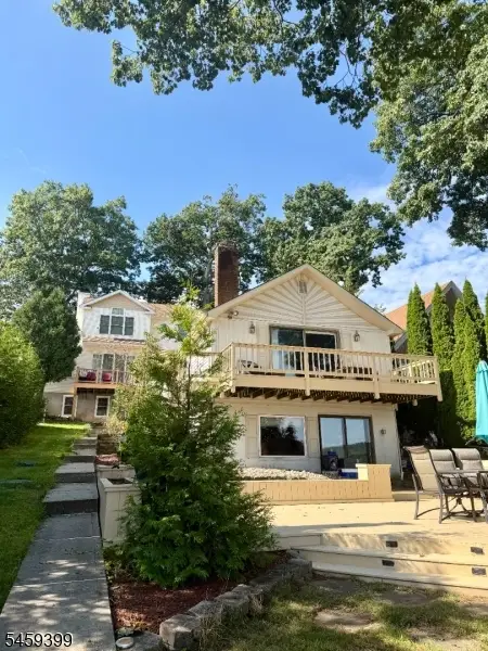 121 Maxim Dr, Hopatcong, NJ 07843 - #3