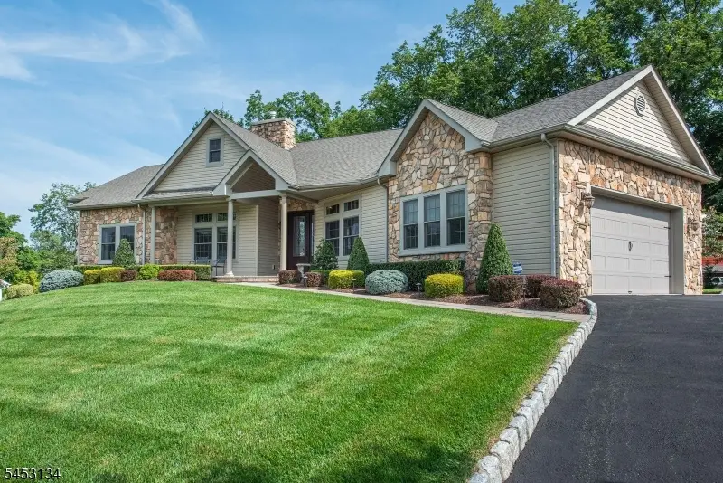 7 Dehart Ct, Wayne, NJ 07470 - #2