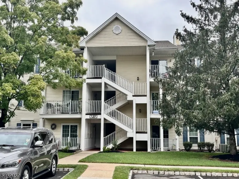 21 Amethyst Way, Franklin Park, NJ 08823 - #2