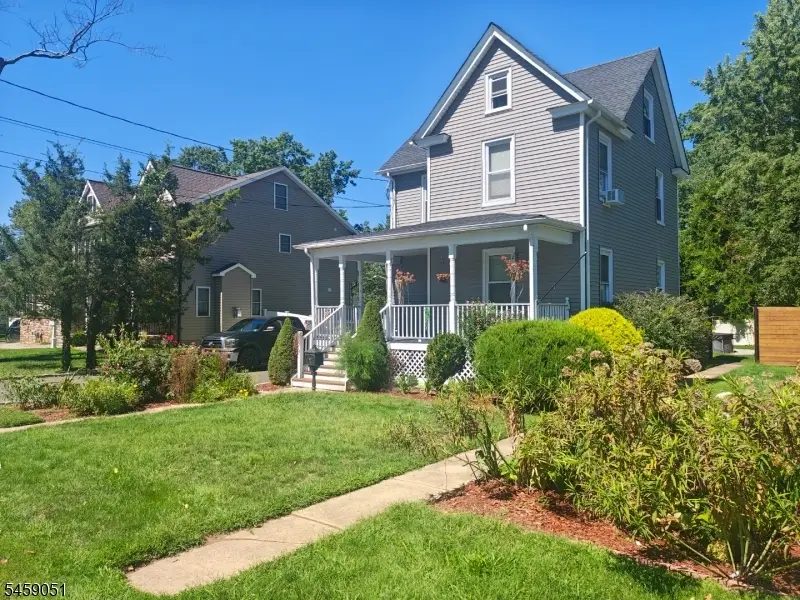 616 Center St, Dunellen, NJ 08812 - #1