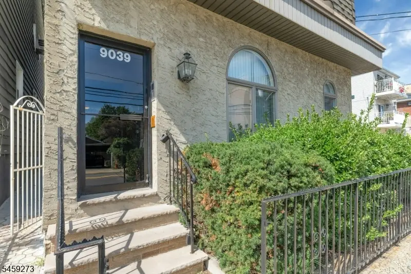 9039 Palisade Ave #4, North Bergen, NJ 07047 - #2