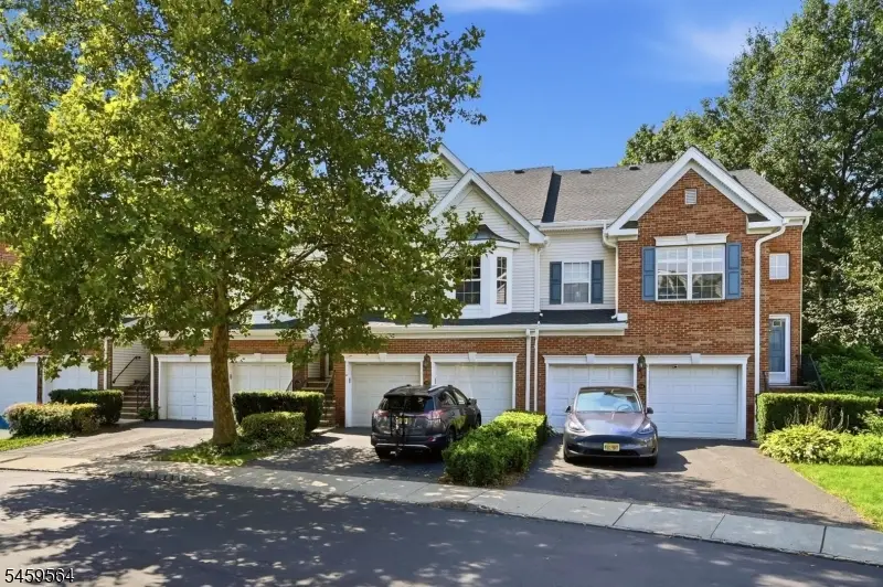 347 Winthrop Dr, Nutley, NJ 07110 - #2
