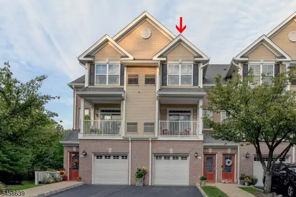 102 River Pl, Butler Boro, NJ 07405