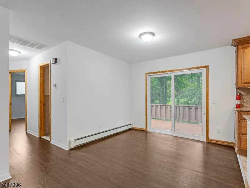 1 Oklahoma Trl, Hopatcong, NJ 07843 - #3