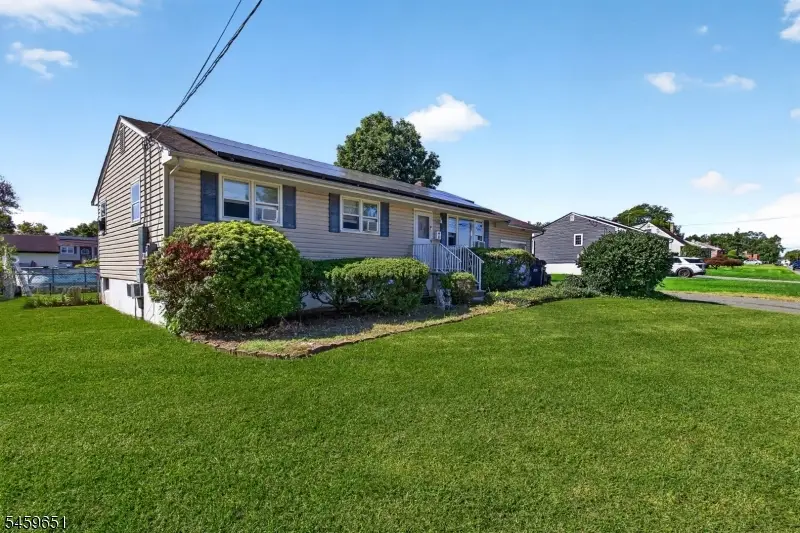 51 Woodrow Ave, Piscataway, NJ 08854 - #2