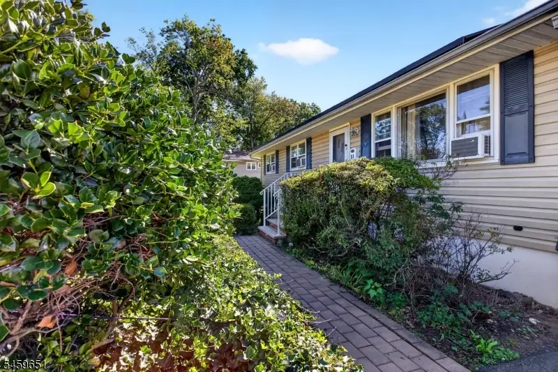 51 Woodrow Ave, Piscataway, NJ 08854 - #3
