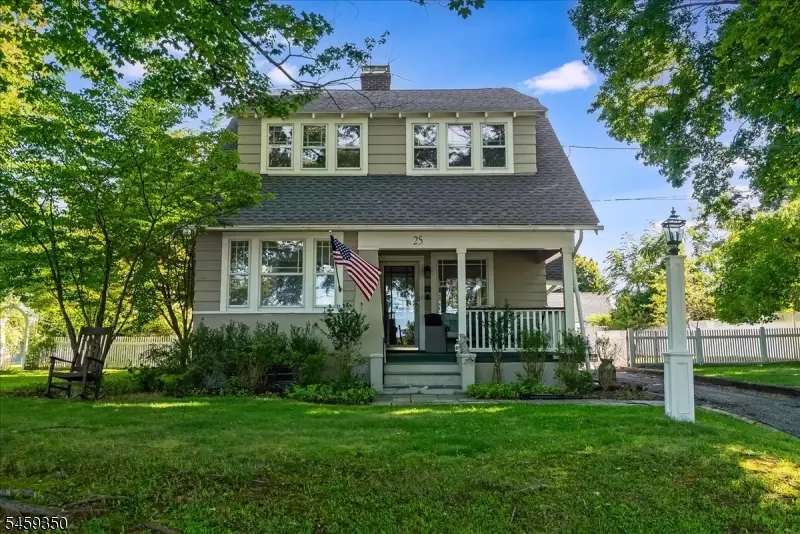 25 Orchard St, Mendham, NJ 07945 - #3