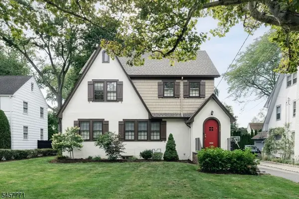 129 Tulip St, Summit City, NJ 07901