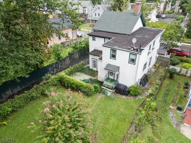 132 Elm St, Orange, NJ 07050 - #2