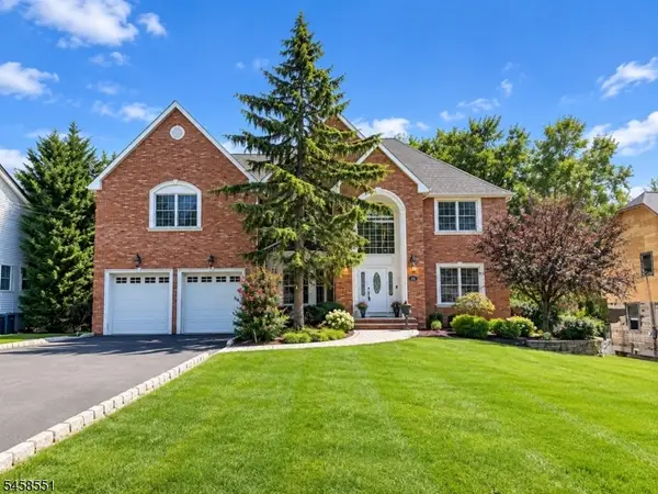 165 Briarheath Lane, Clark Twp., NJ 07066
