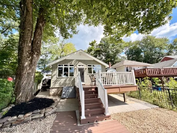 83 Sunset Trl, Denville Twp., NJ 07834