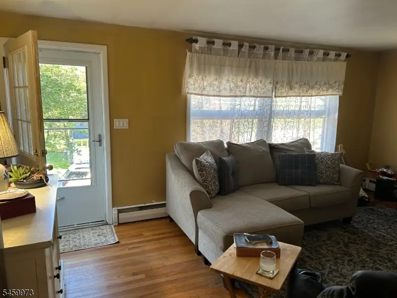 55 Hillside Dr, Hamburg, NJ 07419 - #3