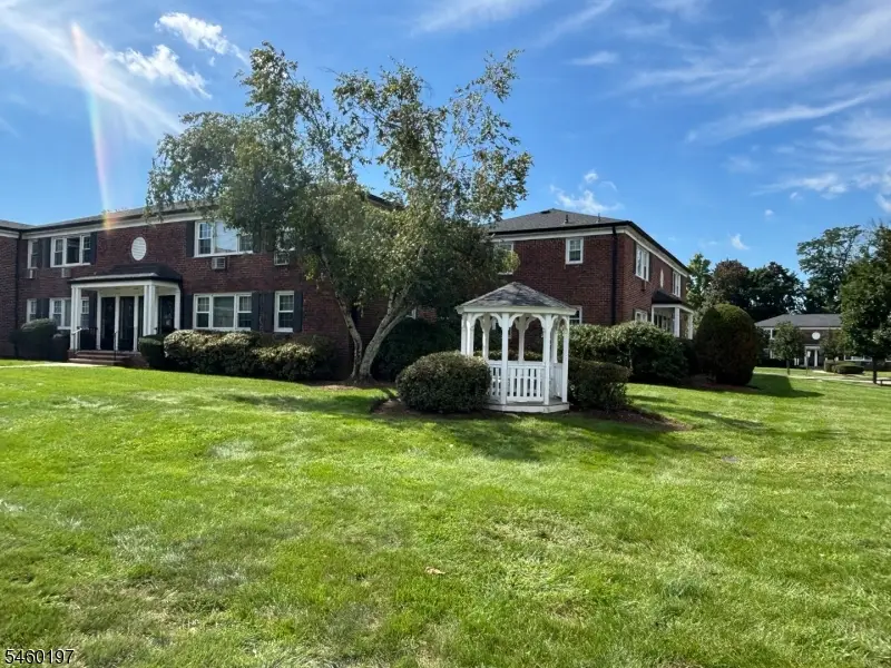 601 Pitney Pl #601, Morris, NJ 07960 - #2