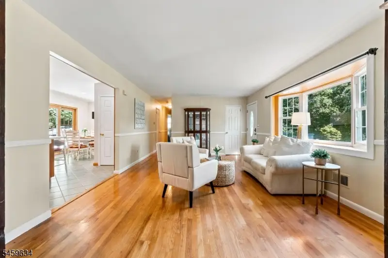 18 Fox Hollow Ct, Vernon, NJ 07462 - #3