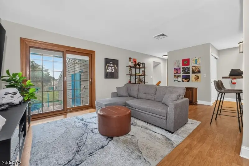 11 Westway, Union, NJ 08809 - #3