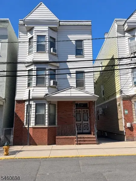 76 Ann St, Newark, NJ 07105 - #1