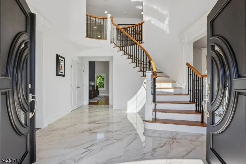 10 Massola Dr, Pines Lake, NJ 07470 - #2