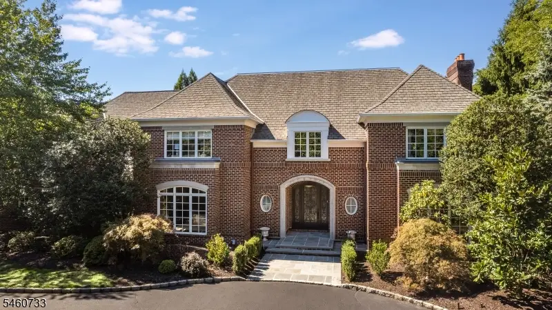 14 Grasmere Ct, Livingston, NJ 07039 - #1