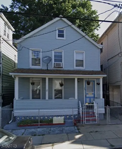 153 S Park St #2, Elizabeth City, NJ 07206