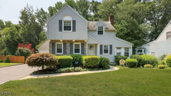 11 Munsee Dr, Cranford Twp., NJ 07016