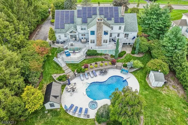 10 Heather Ln, Randolph Twp., NJ 07869