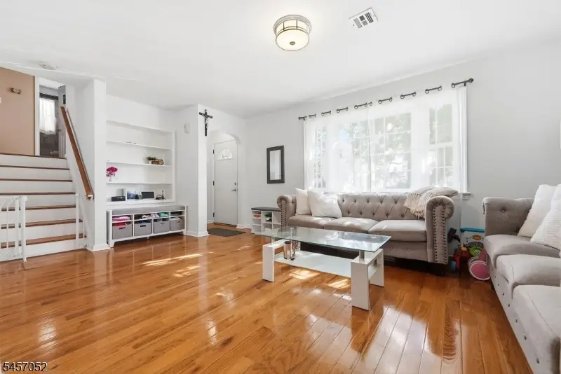 223 Woodlawn Ave, Linden, NJ 07036 - #3