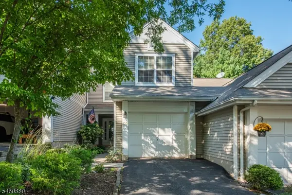 122 Woodmont Dr, Randolph Twp., NJ 07869