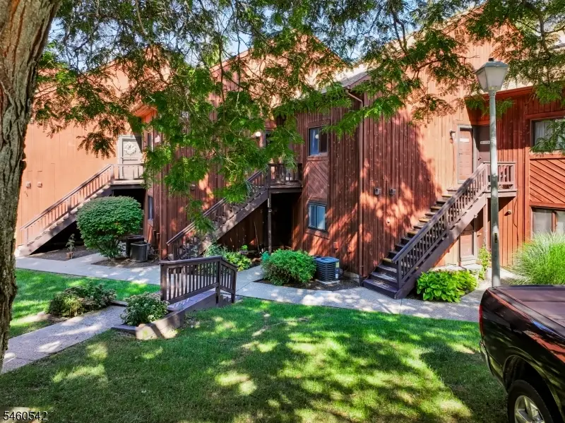 5 Brandywine Ct #6, Vernon Center, NJ 07462 - #2